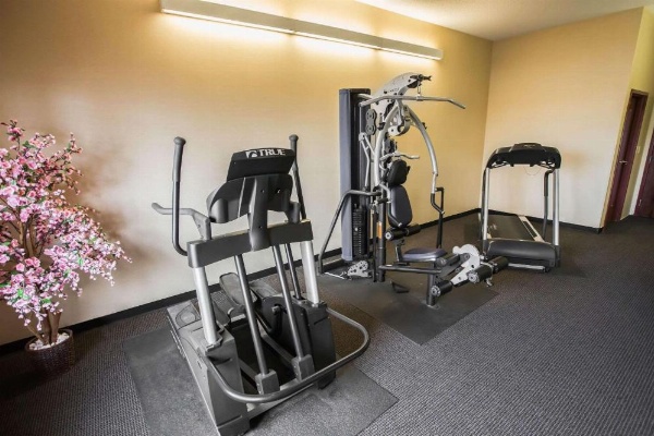 Comfort Inn Crystal Lake image 21